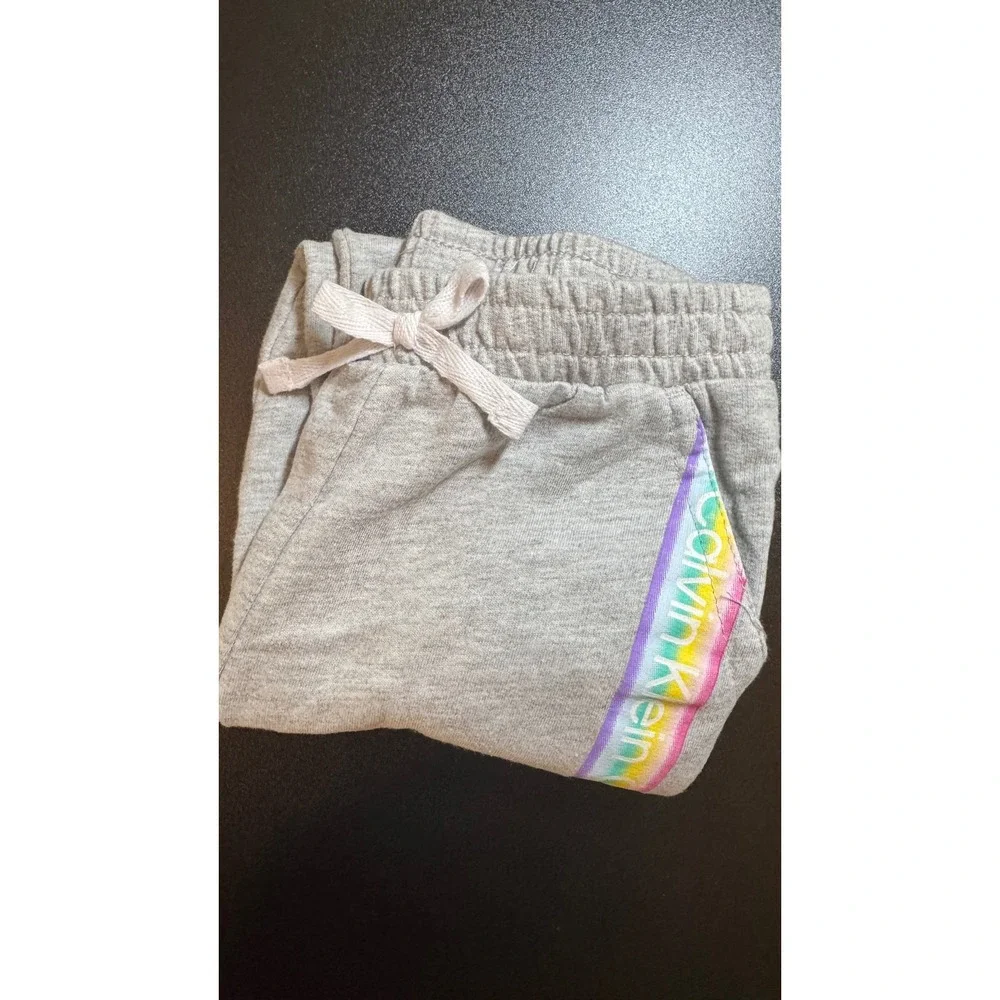 Calvin Klein Jeans Girls' Gray Jogger Sweatpants Rainbow Logo Side,‎ Size 3T